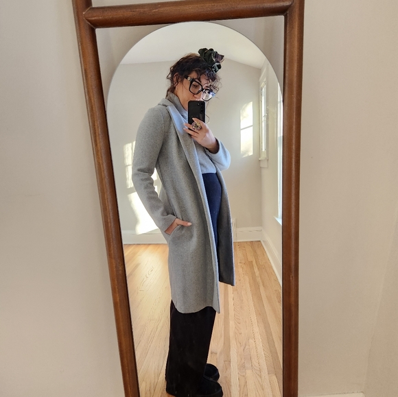 Grey Sleeveless Turtleneck Sweater - Picture 6 of 7